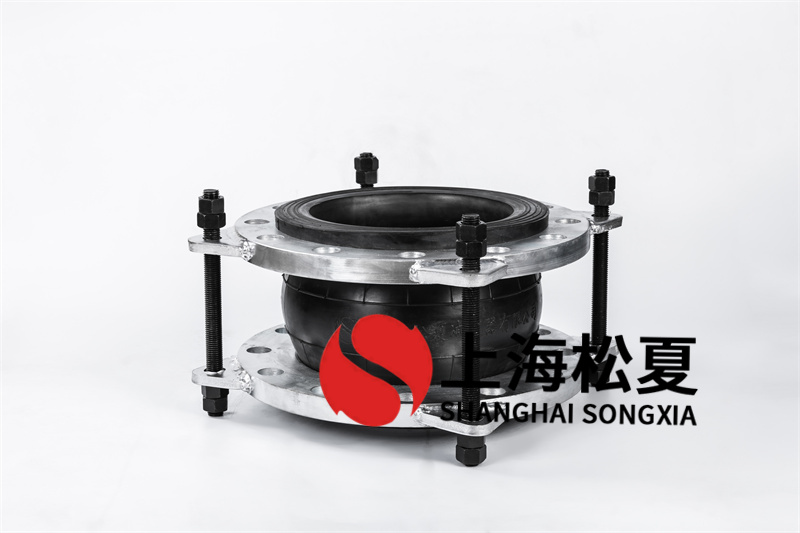 不一樣直徑橡膠膨脹節(jié)的潔凈和查驗(yàn)